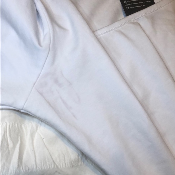 Meet your Posher, Alexis - Picture 3 of 6